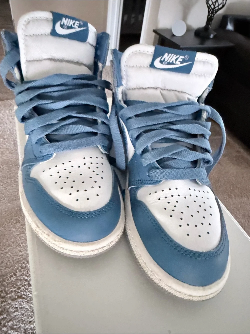 Excellent - Nike Air Jordan 1 Retro High OG 'True Blue' 13.5C